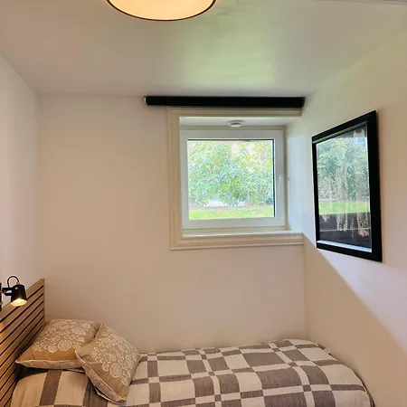 Fresh & Small Bedroom Near Centre Stavanger