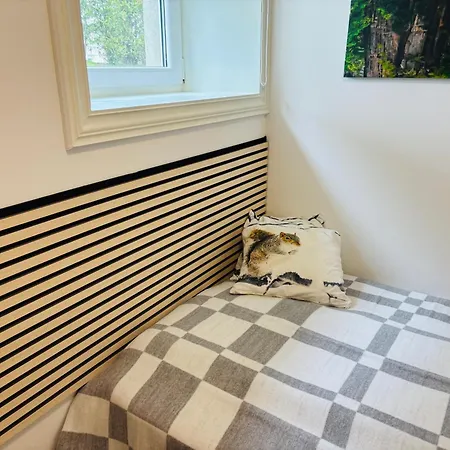 Fresh & Small Bedroom Near Centre Stavanger